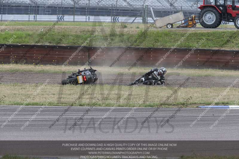 Rockingham no limits trackday;enduro digital images;event digital images;eventdigitalimages;no limits trackdays;peter wileman photography;racing digital images;rockingham raceway northamptonshire;rockingham trackday photographs;trackday digital images;trackday photos