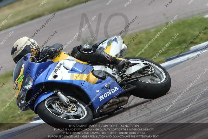 Rockingham no limits trackday;enduro digital images;event digital images;eventdigitalimages;no limits trackdays;peter wileman photography;racing digital images;rockingham raceway northamptonshire;rockingham trackday photographs;trackday digital images;trackday photos