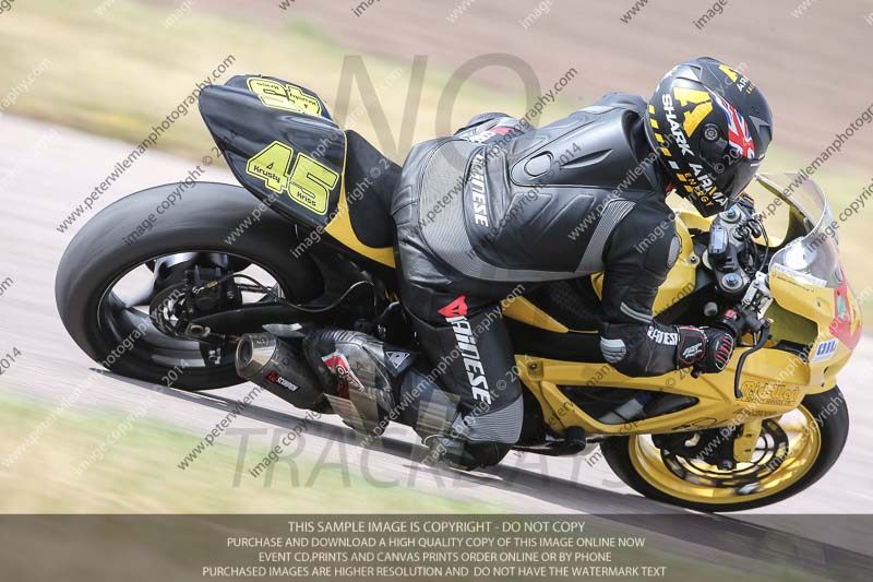 Rockingham no limits trackday;enduro digital images;event digital images;eventdigitalimages;no limits trackdays;peter wileman photography;racing digital images;rockingham raceway northamptonshire;rockingham trackday photographs;trackday digital images;trackday photos