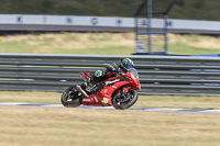 Rockingham-no-limits-trackday;enduro-digital-images;event-digital-images;eventdigitalimages;no-limits-trackdays;peter-wileman-photography;racing-digital-images;rockingham-raceway-northamptonshire;rockingham-trackday-photographs;trackday-digital-images;trackday-photos