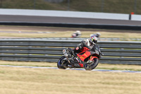 Rockingham-no-limits-trackday;enduro-digital-images;event-digital-images;eventdigitalimages;no-limits-trackdays;peter-wileman-photography;racing-digital-images;rockingham-raceway-northamptonshire;rockingham-trackday-photographs;trackday-digital-images;trackday-photos