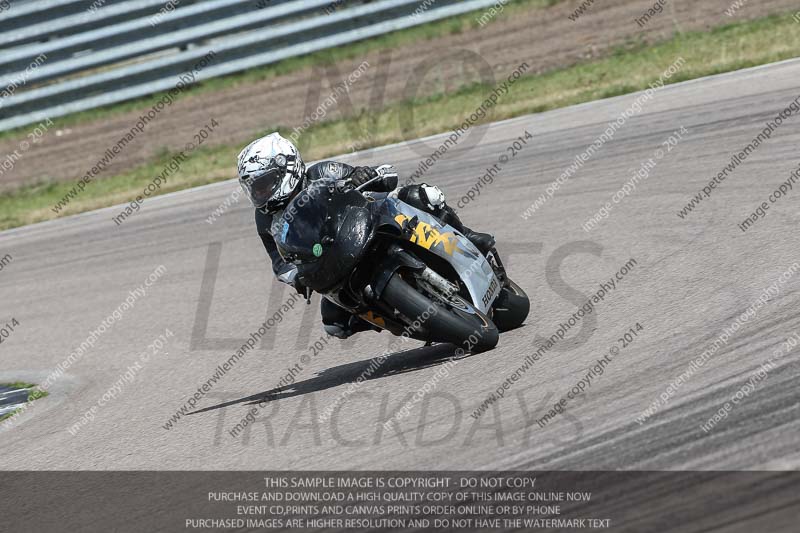 Rockingham no limits trackday;enduro digital images;event digital images;eventdigitalimages;no limits trackdays;peter wileman photography;racing digital images;rockingham raceway northamptonshire;rockingham trackday photographs;trackday digital images;trackday photos