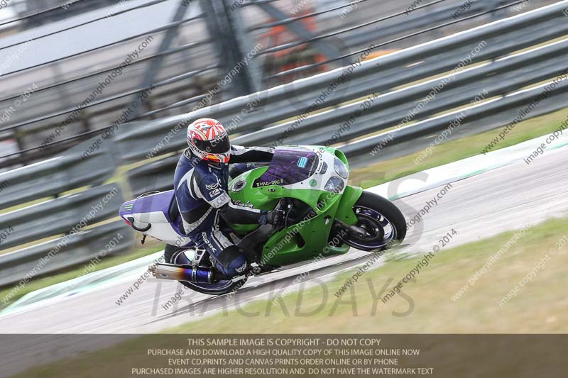 Rockingham no limits trackday;enduro digital images;event digital images;eventdigitalimages;no limits trackdays;peter wileman photography;racing digital images;rockingham raceway northamptonshire;rockingham trackday photographs;trackday digital images;trackday photos