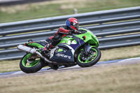 Rockingham-no-limits-trackday;enduro-digital-images;event-digital-images;eventdigitalimages;no-limits-trackdays;peter-wileman-photography;racing-digital-images;rockingham-raceway-northamptonshire;rockingham-trackday-photographs;trackday-digital-images;trackday-photos