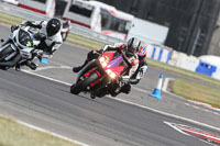 brands-hatch-photographs;brands-no-limits-trackday;cadwell-trackday-photographs;enduro-digital-images;event-digital-images;eventdigitalimages;no-limits-trackdays;peter-wileman-photography;racing-digital-images;trackday-digital-images;trackday-photos