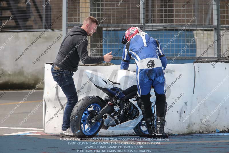 donington no limits trackday;donington park photographs;donington trackday photographs;no limits trackdays;peter wileman photography;trackday digital images;trackday photos