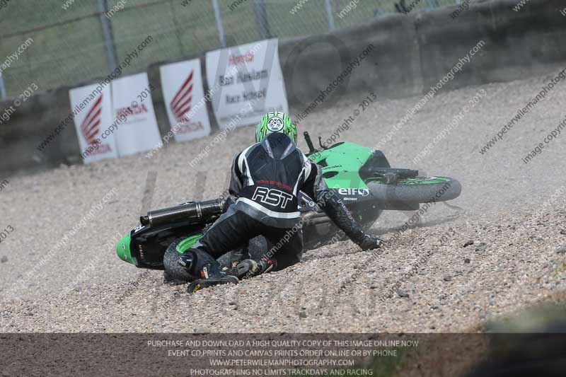 donington no limits trackday;donington park photographs;donington trackday photographs;no limits trackdays;peter wileman photography;trackday digital images;trackday photos