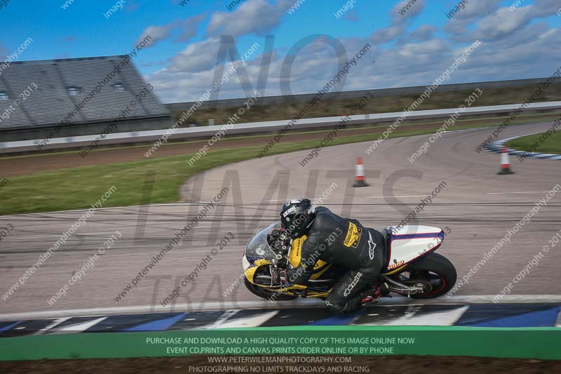 Rockingham no limits trackday;enduro digital images;event digital images;eventdigitalimages;no limits trackdays;peter wileman photography;racing digital images;rockingham raceway northamptonshire;rockingham trackday photographs;trackday digital images;trackday photos