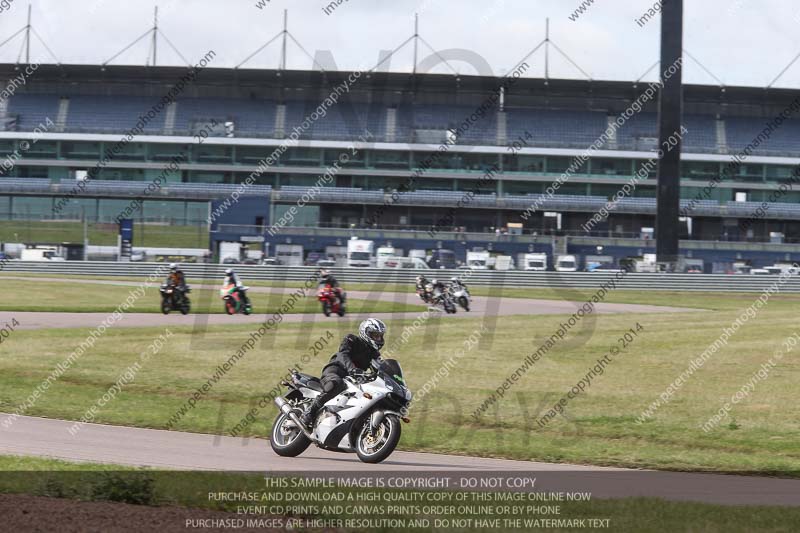 Rockingham no limits trackday;enduro digital images;event digital images;eventdigitalimages;no limits trackdays;peter wileman photography;racing digital images;rockingham raceway northamptonshire;rockingham trackday photographs;trackday digital images;trackday photos