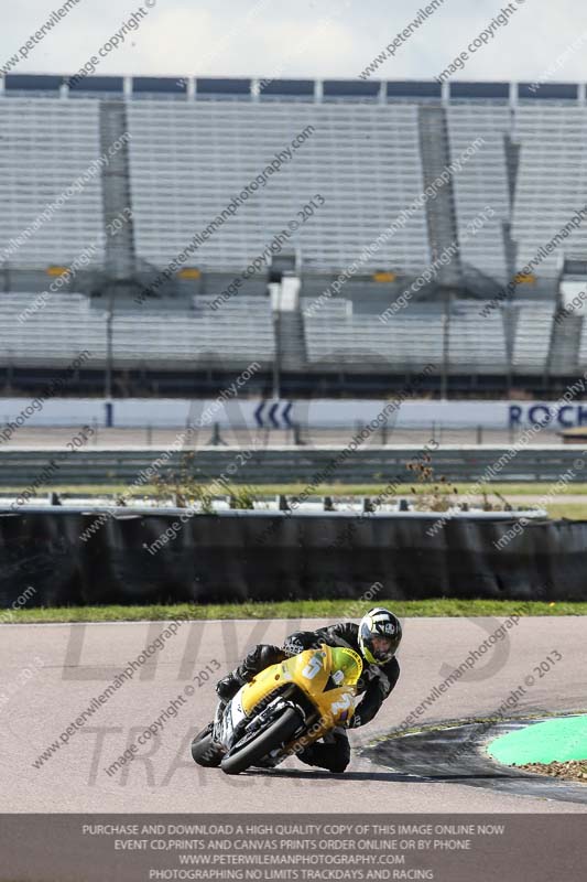 Rockingham no limits trackday;enduro digital images;event digital images;eventdigitalimages;no limits trackdays;peter wileman photography;racing digital images;rockingham raceway northamptonshire;rockingham trackday photographs;trackday digital images;trackday photos