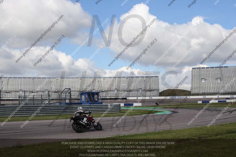 Rockingham no limits trackday;enduro digital images;event digital images;eventdigitalimages;no limits trackdays;peter wileman photography;racing digital images;rockingham raceway northamptonshire;rockingham trackday photographs;trackday digital images;trackday photos