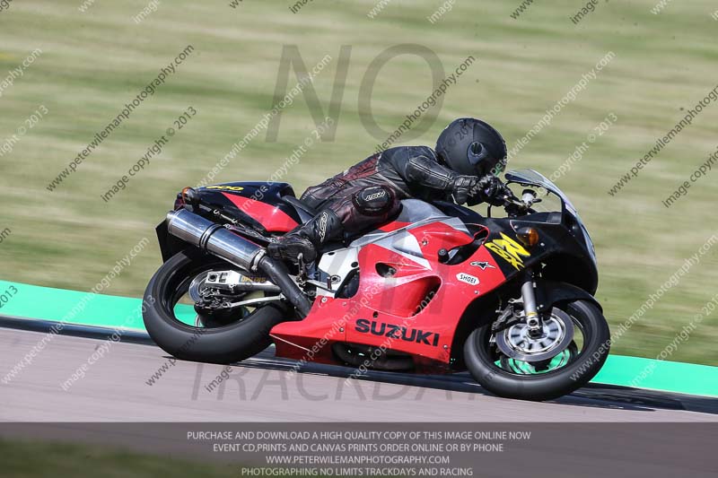 Rockingham no limits trackday;enduro digital images;event digital images;eventdigitalimages;no limits trackdays;peter wileman photography;racing digital images;rockingham raceway northamptonshire;rockingham trackday photographs;trackday digital images;trackday photos