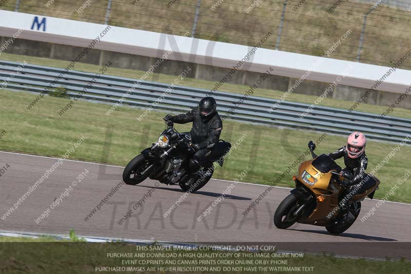 Rockingham no limits trackday;enduro digital images;event digital images;eventdigitalimages;no limits trackdays;peter wileman photography;racing digital images;rockingham raceway northamptonshire;rockingham trackday photographs;trackday digital images;trackday photos