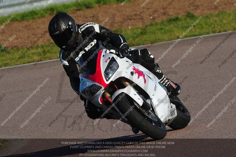 Rockingham no limits trackday;enduro digital images;event digital images;eventdigitalimages;no limits trackdays;peter wileman photography;racing digital images;rockingham raceway northamptonshire;rockingham trackday photographs;trackday digital images;trackday photos