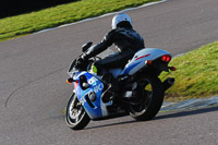 Rockingham-no-limits-trackday;enduro-digital-images;event-digital-images;eventdigitalimages;no-limits-trackdays;peter-wileman-photography;racing-digital-images;rockingham-raceway-northamptonshire;rockingham-trackday-photographs;trackday-digital-images;trackday-photos