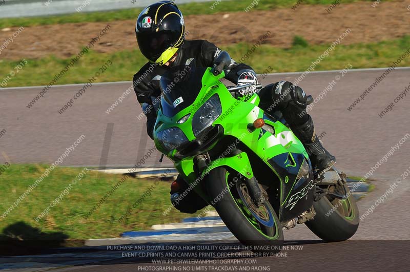 Rockingham no limits trackday;enduro digital images;event digital images;eventdigitalimages;no limits trackdays;peter wileman photography;racing digital images;rockingham raceway northamptonshire;rockingham trackday photographs;trackday digital images;trackday photos