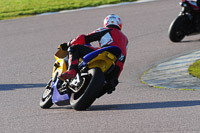 Rockingham-no-limits-trackday;enduro-digital-images;event-digital-images;eventdigitalimages;no-limits-trackdays;peter-wileman-photography;racing-digital-images;rockingham-raceway-northamptonshire;rockingham-trackday-photographs;trackday-digital-images;trackday-photos