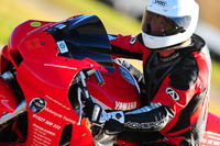 Rockingham-no-limits-trackday;enduro-digital-images;event-digital-images;eventdigitalimages;no-limits-trackdays;peter-wileman-photography;racing-digital-images;rockingham-raceway-northamptonshire;rockingham-trackday-photographs;trackday-digital-images;trackday-photos
