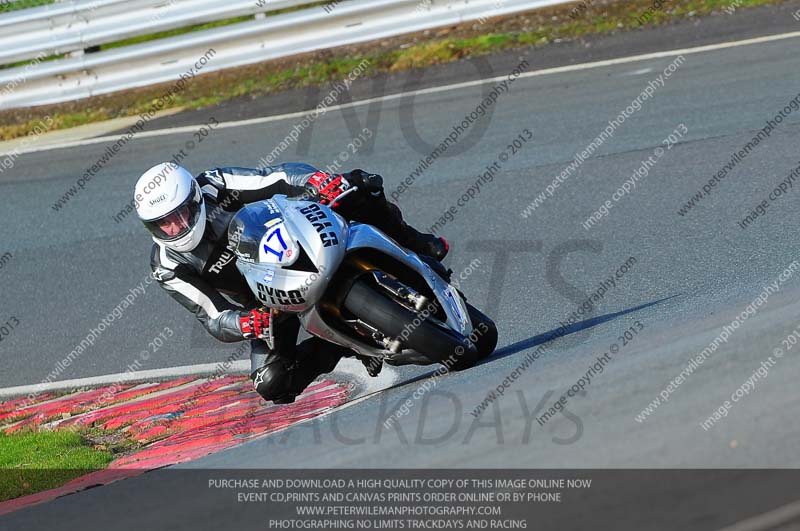 enduro digital images;event digital images;eventdigitalimages;no limits trackdays;oulton no limits trackday;oulton park cheshire;oulton trackday photographs;peter wileman photography;racing digital images;trackday digital images;trackday photos