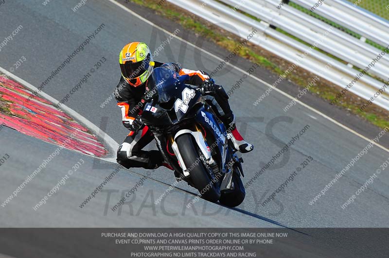 enduro digital images;event digital images;eventdigitalimages;no limits trackdays;oulton no limits trackday;oulton park cheshire;oulton trackday photographs;peter wileman photography;racing digital images;trackday digital images;trackday photos