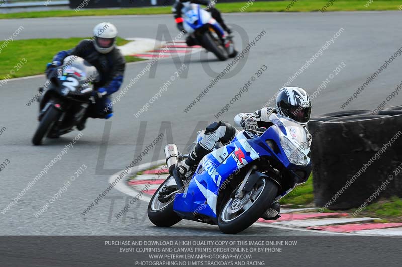 enduro digital images;event digital images;eventdigitalimages;no limits trackdays;oulton no limits trackday;oulton park cheshire;oulton trackday photographs;peter wileman photography;racing digital images;trackday digital images;trackday photos