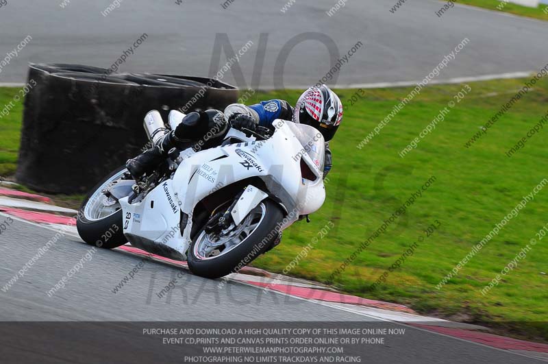 enduro digital images;event digital images;eventdigitalimages;no limits trackdays;oulton no limits trackday;oulton park cheshire;oulton trackday photographs;peter wileman photography;racing digital images;trackday digital images;trackday photos