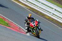 enduro-digital-images;event-digital-images;eventdigitalimages;no-limits-trackdays;oulton-no-limits-trackday;oulton-park-cheshire;oulton-trackday-photographs;peter-wileman-photography;racing-digital-images;trackday-digital-images;trackday-photos