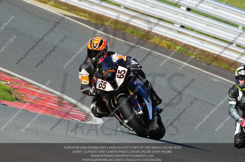 enduro digital images;event digital images;eventdigitalimages;no limits trackdays;oulton no limits trackday;oulton park cheshire;oulton trackday photographs;peter wileman photography;racing digital images;trackday digital images;trackday photos