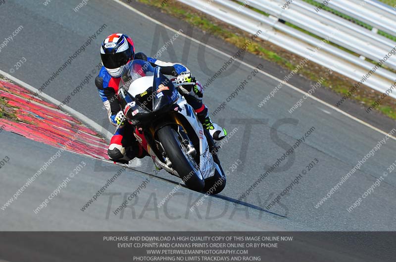 enduro digital images;event digital images;eventdigitalimages;no limits trackdays;oulton no limits trackday;oulton park cheshire;oulton trackday photographs;peter wileman photography;racing digital images;trackday digital images;trackday photos