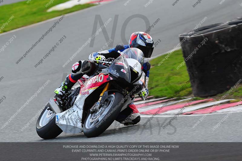 enduro digital images;event digital images;eventdigitalimages;no limits trackdays;oulton no limits trackday;oulton park cheshire;oulton trackday photographs;peter wileman photography;racing digital images;trackday digital images;trackday photos