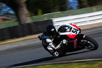 enduro-digital-images;event-digital-images;eventdigitalimages;no-limits-trackdays;oulton-no-limits-trackday;oulton-park-cheshire;oulton-trackday-photographs;peter-wileman-photography;racing-digital-images;trackday-digital-images;trackday-photos