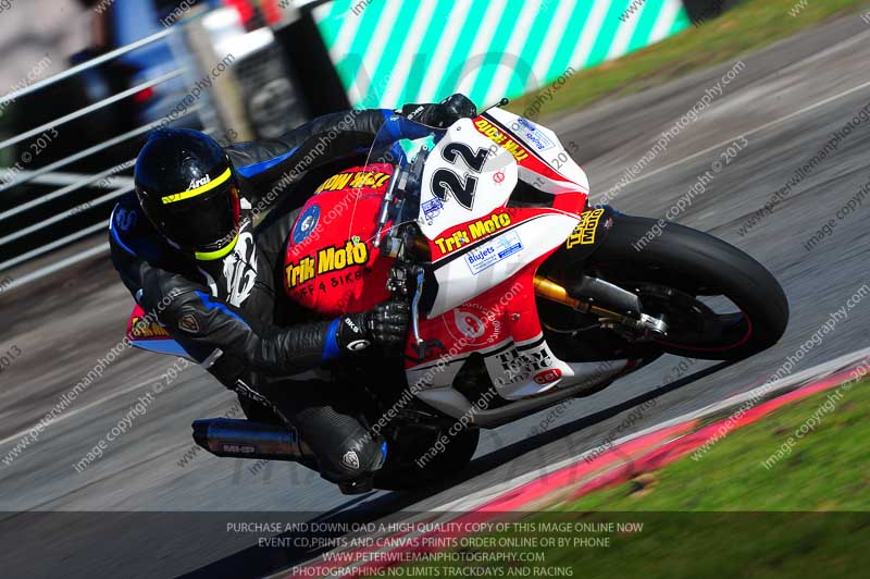 enduro digital images;event digital images;eventdigitalimages;no limits trackdays;oulton no limits trackday;oulton park cheshire;oulton trackday photographs;peter wileman photography;racing digital images;trackday digital images;trackday photos