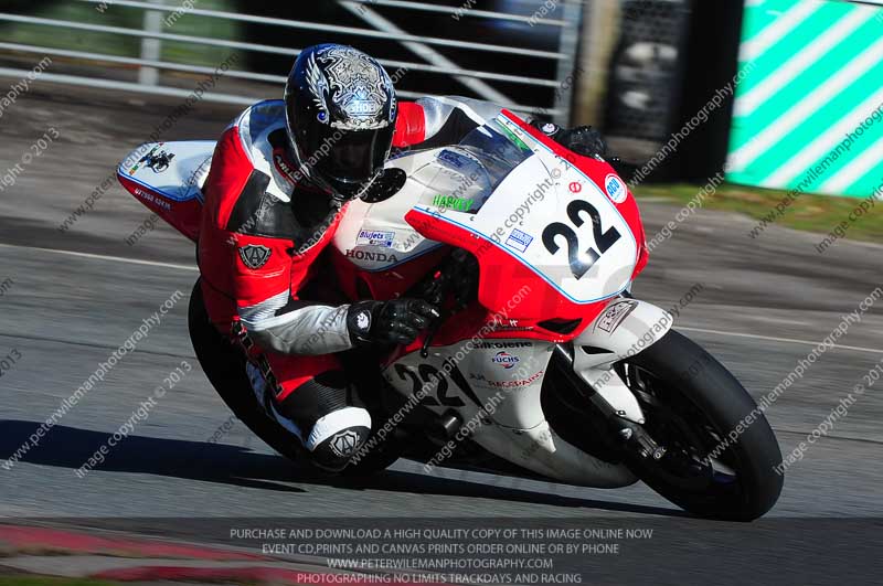 enduro digital images;event digital images;eventdigitalimages;no limits trackdays;oulton no limits trackday;oulton park cheshire;oulton trackday photographs;peter wileman photography;racing digital images;trackday digital images;trackday photos