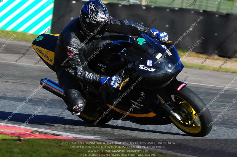 enduro digital images;event digital images;eventdigitalimages;no limits trackdays;oulton no limits trackday;oulton park cheshire;oulton trackday photographs;peter wileman photography;racing digital images;trackday digital images;trackday photos