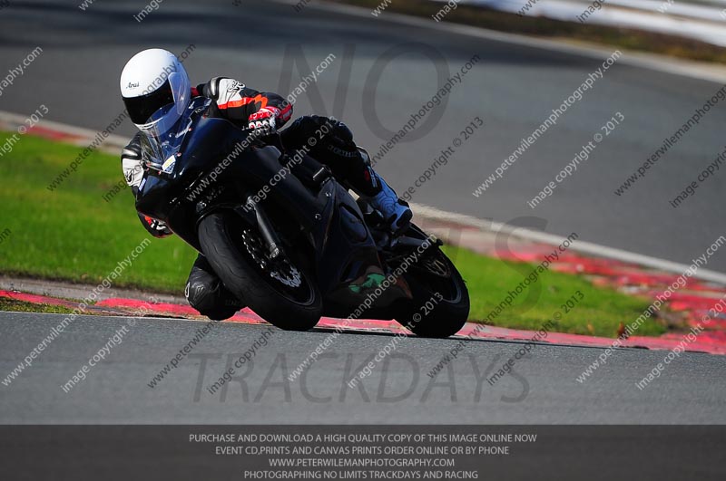 enduro digital images;event digital images;eventdigitalimages;no limits trackdays;oulton no limits trackday;oulton park cheshire;oulton trackday photographs;peter wileman photography;racing digital images;trackday digital images;trackday photos