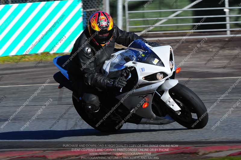 enduro digital images;event digital images;eventdigitalimages;no limits trackdays;oulton no limits trackday;oulton park cheshire;oulton trackday photographs;peter wileman photography;racing digital images;trackday digital images;trackday photos