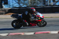 enduro-digital-images;event-digital-images;eventdigitalimages;no-limits-trackdays;oulton-no-limits-trackday;oulton-park-cheshire;oulton-trackday-photographs;peter-wileman-photography;racing-digital-images;trackday-digital-images;trackday-photos