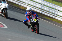 enduro-digital-images;event-digital-images;eventdigitalimages;no-limits-trackdays;oulton-no-limits-trackday;oulton-park-cheshire;oulton-trackday-photographs;peter-wileman-photography;racing-digital-images;trackday-digital-images;trackday-photos