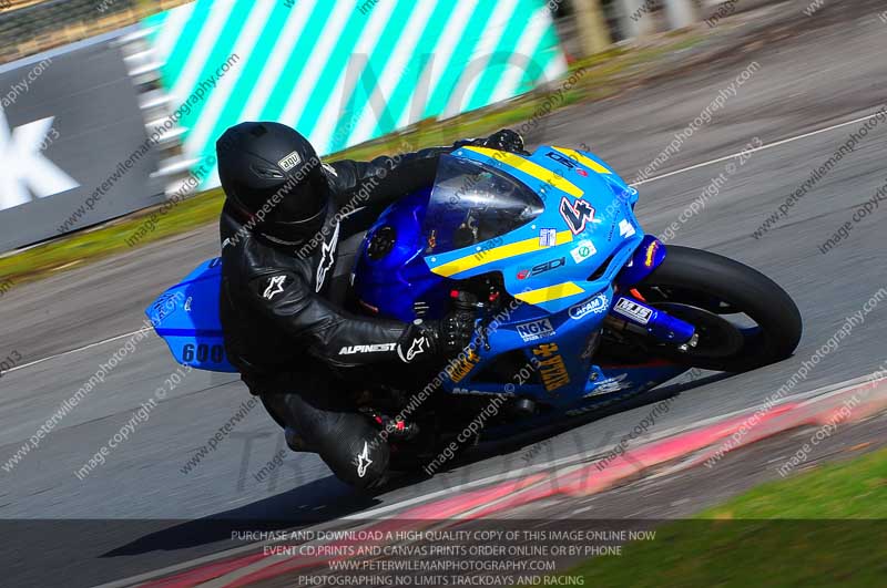 enduro digital images;event digital images;eventdigitalimages;no limits trackdays;oulton no limits trackday;oulton park cheshire;oulton trackday photographs;peter wileman photography;racing digital images;trackday digital images;trackday photos