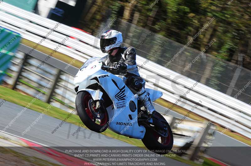 enduro digital images;event digital images;eventdigitalimages;no limits trackdays;oulton no limits trackday;oulton park cheshire;oulton trackday photographs;peter wileman photography;racing digital images;trackday digital images;trackday photos