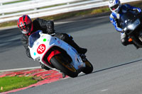 enduro-digital-images;event-digital-images;eventdigitalimages;no-limits-trackdays;oulton-no-limits-trackday;oulton-park-cheshire;oulton-trackday-photographs;peter-wileman-photography;racing-digital-images;trackday-digital-images;trackday-photos