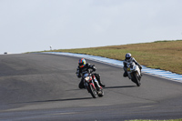 donington-no-limits-trackday;donington-park-photographs;donington-trackday-photographs;no-limits-trackdays;peter-wileman-photography;trackday-digital-images;trackday-photos