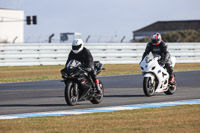 donington-no-limits-trackday;donington-park-photographs;donington-trackday-photographs;no-limits-trackdays;peter-wileman-photography;trackday-digital-images;trackday-photos