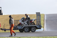 donington-no-limits-trackday;donington-park-photographs;donington-trackday-photographs;no-limits-trackdays;peter-wileman-photography;trackday-digital-images;trackday-photos