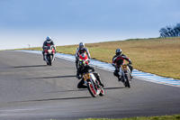 donington-no-limits-trackday;donington-park-photographs;donington-trackday-photographs;no-limits-trackdays;peter-wileman-photography;trackday-digital-images;trackday-photos