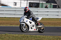 donington-no-limits-trackday;donington-park-photographs;donington-trackday-photographs;no-limits-trackdays;peter-wileman-photography;trackday-digital-images;trackday-photos