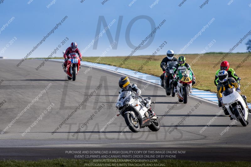 donington no limits trackday;donington park photographs;donington trackday photographs;no limits trackdays;peter wileman photography;trackday digital images;trackday photos