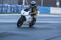donington-no-limits-trackday;donington-park-photographs;donington-trackday-photographs;no-limits-trackdays;peter-wileman-photography;trackday-digital-images;trackday-photos