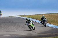 donington-no-limits-trackday;donington-park-photographs;donington-trackday-photographs;no-limits-trackdays;peter-wileman-photography;trackday-digital-images;trackday-photos