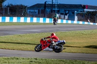 donington-no-limits-trackday;donington-park-photographs;donington-trackday-photographs;no-limits-trackdays;peter-wileman-photography;trackday-digital-images;trackday-photos